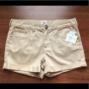 NWT Andrea Jovine Khaki Shorts
